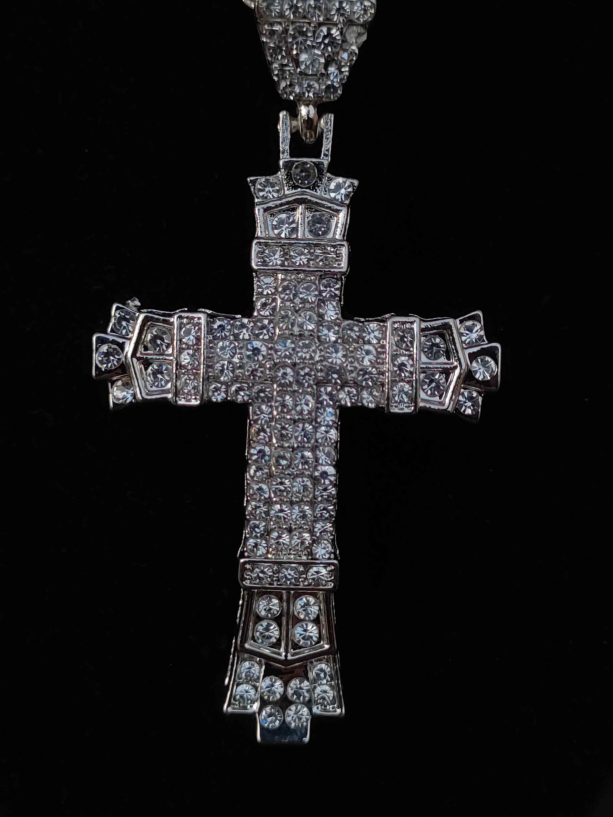 Royal Cross